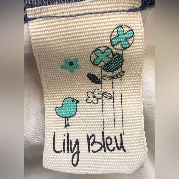 Lily Bleu Girls Kids Long Sleeve Ruffle Hem Blue Bow Back Sequin Shirt. 6. - Picture 6 of 8